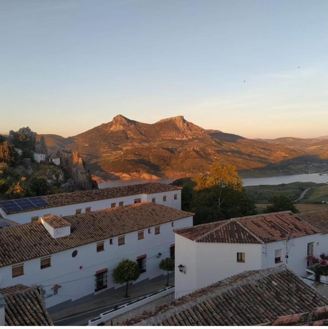 Apartamento Rural El Mirador Zahara De La Sierra Bagian luar foto